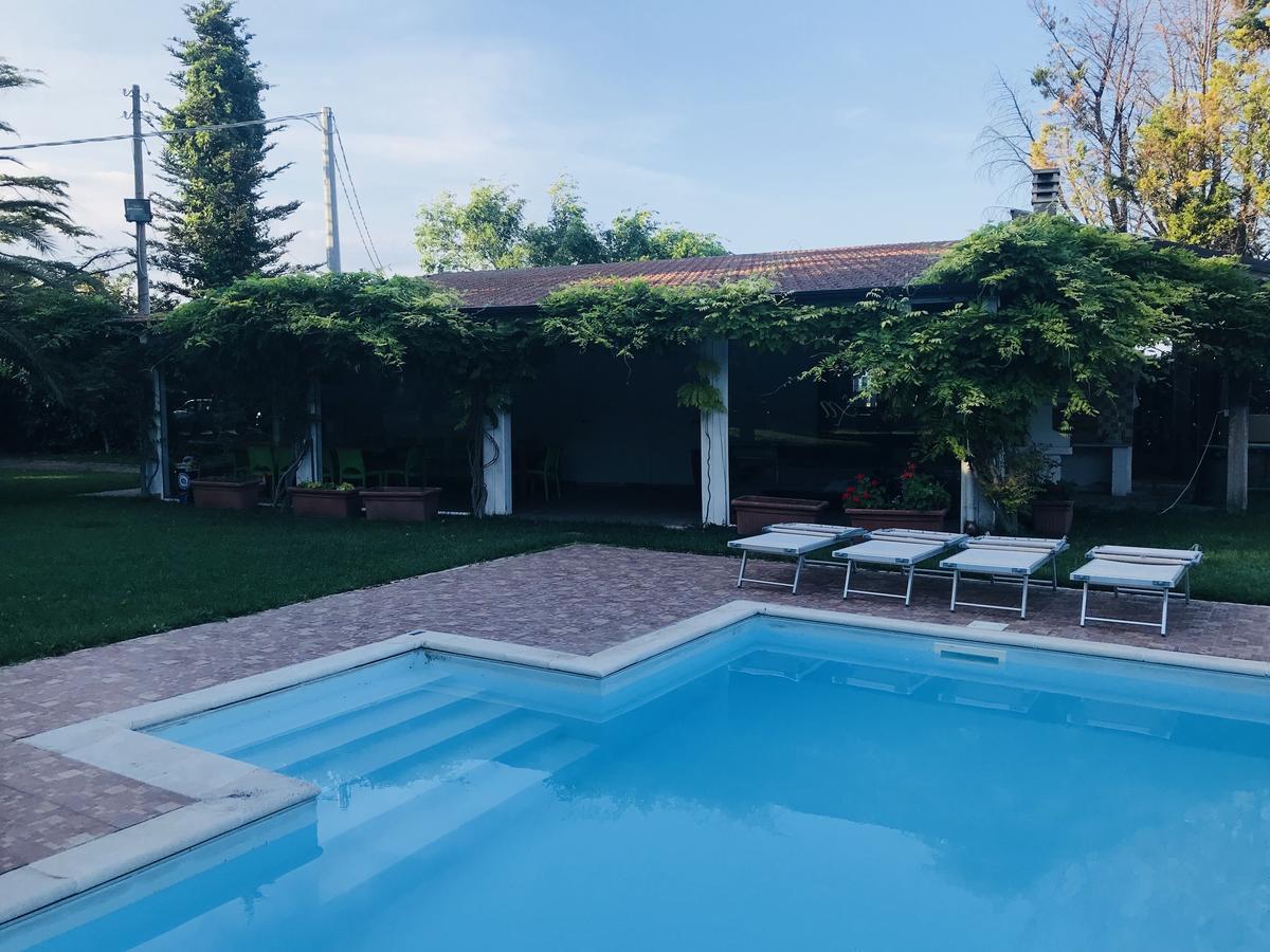 Отель Masseria Nel Sole Лучера Экстерьер фото